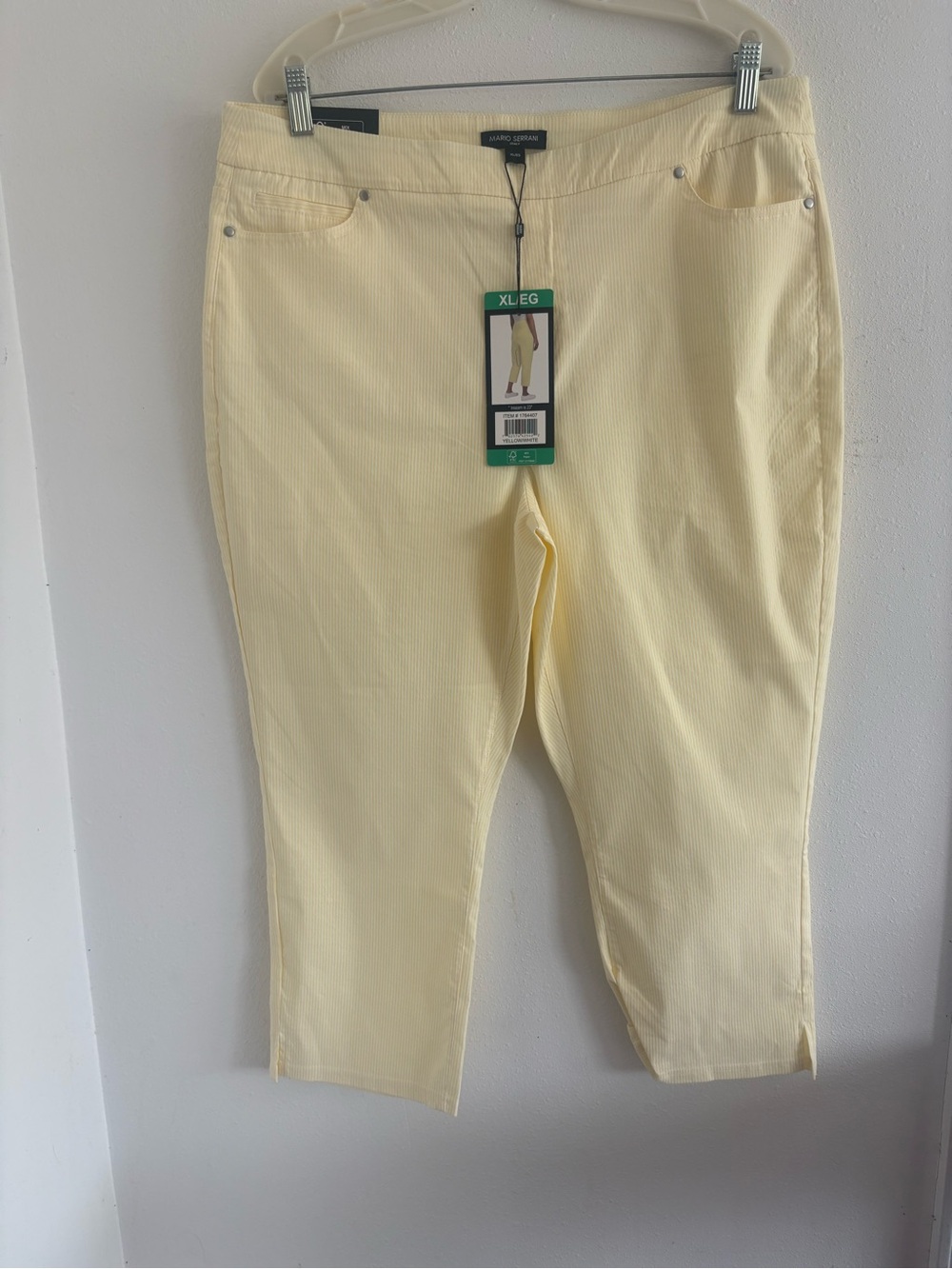 NWT Mario Serrani Comfort Stretch Capri Pants Yellow XL